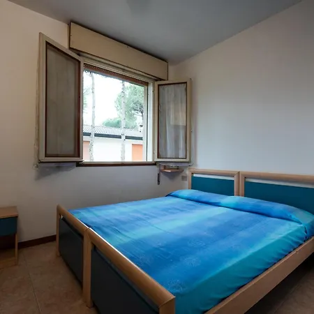Apartment Luminous Flat In With Garden