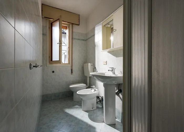 Luminous Flat In With Garden 비비오네